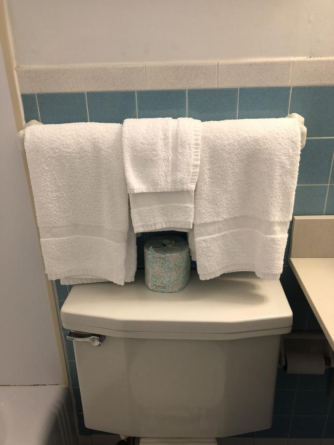 Wakita Court Motel Queensbury Zewnętrze zdjęcie