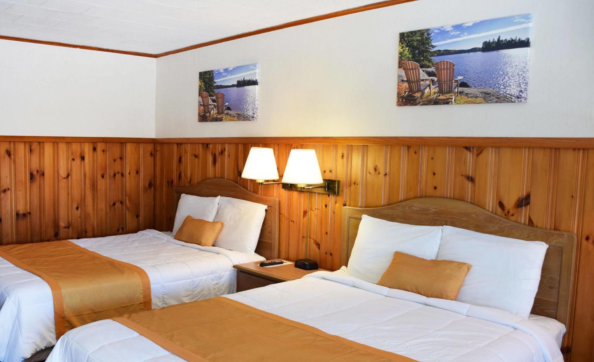 Wakita Court Motel Queensbury Zewnętrze zdjęcie